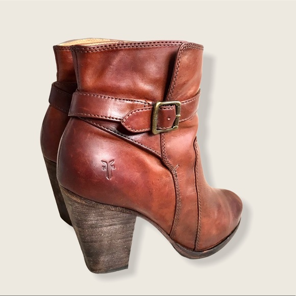 Frye Pattie Cognac Leather Belt Cute Ankle Booties - Picture 10 of 16